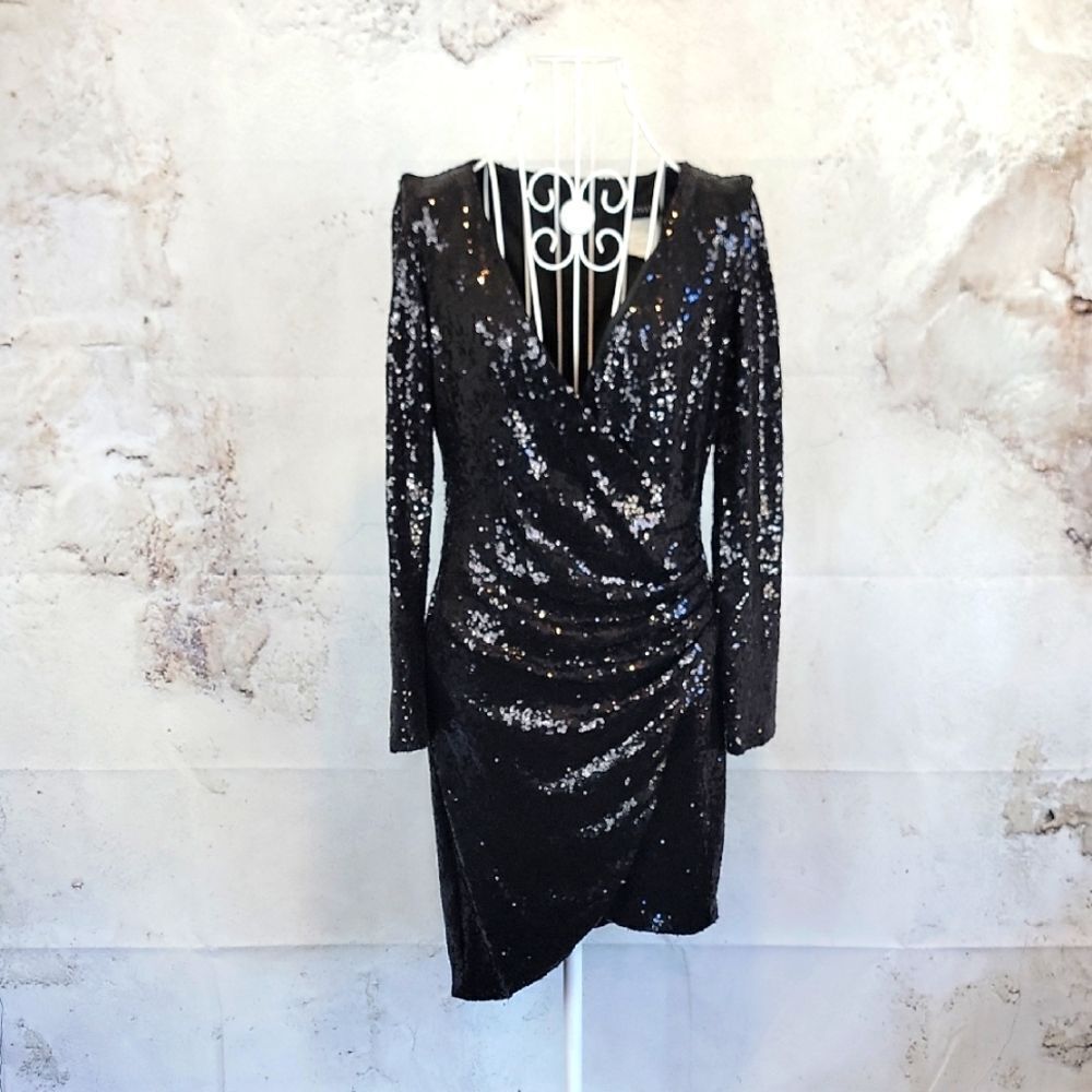 B. Smart Black Sequined Bodycon Long Sleeve Plunge Dress Womens Size 9